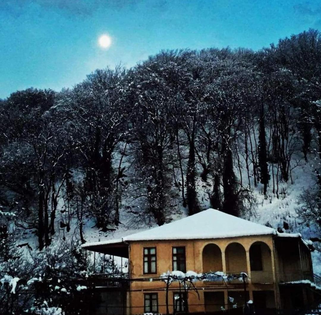 Ezo Hotel Dzsvari Kültér fotó